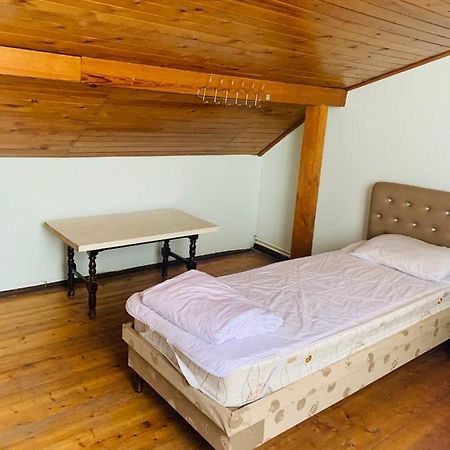 Hostel 耶烈万 外观 照片