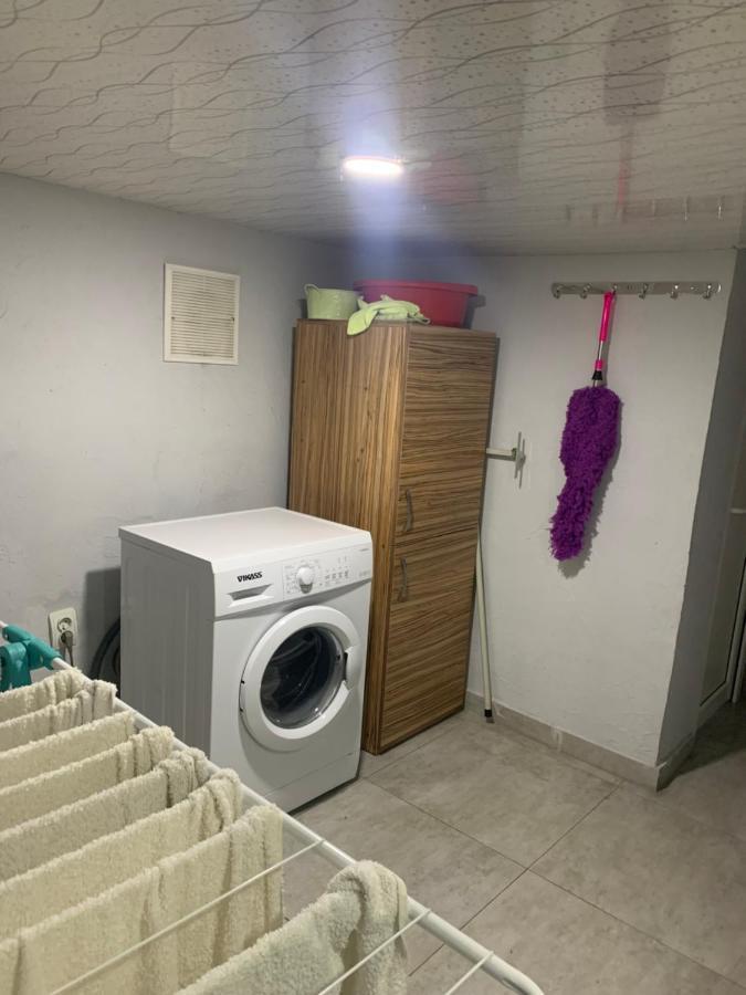 Hostel 耶烈万 外观 照片