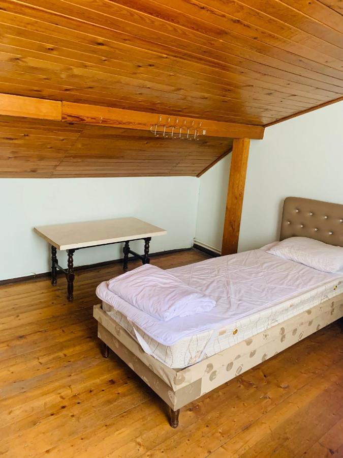 Hostel 耶烈万 外观 照片